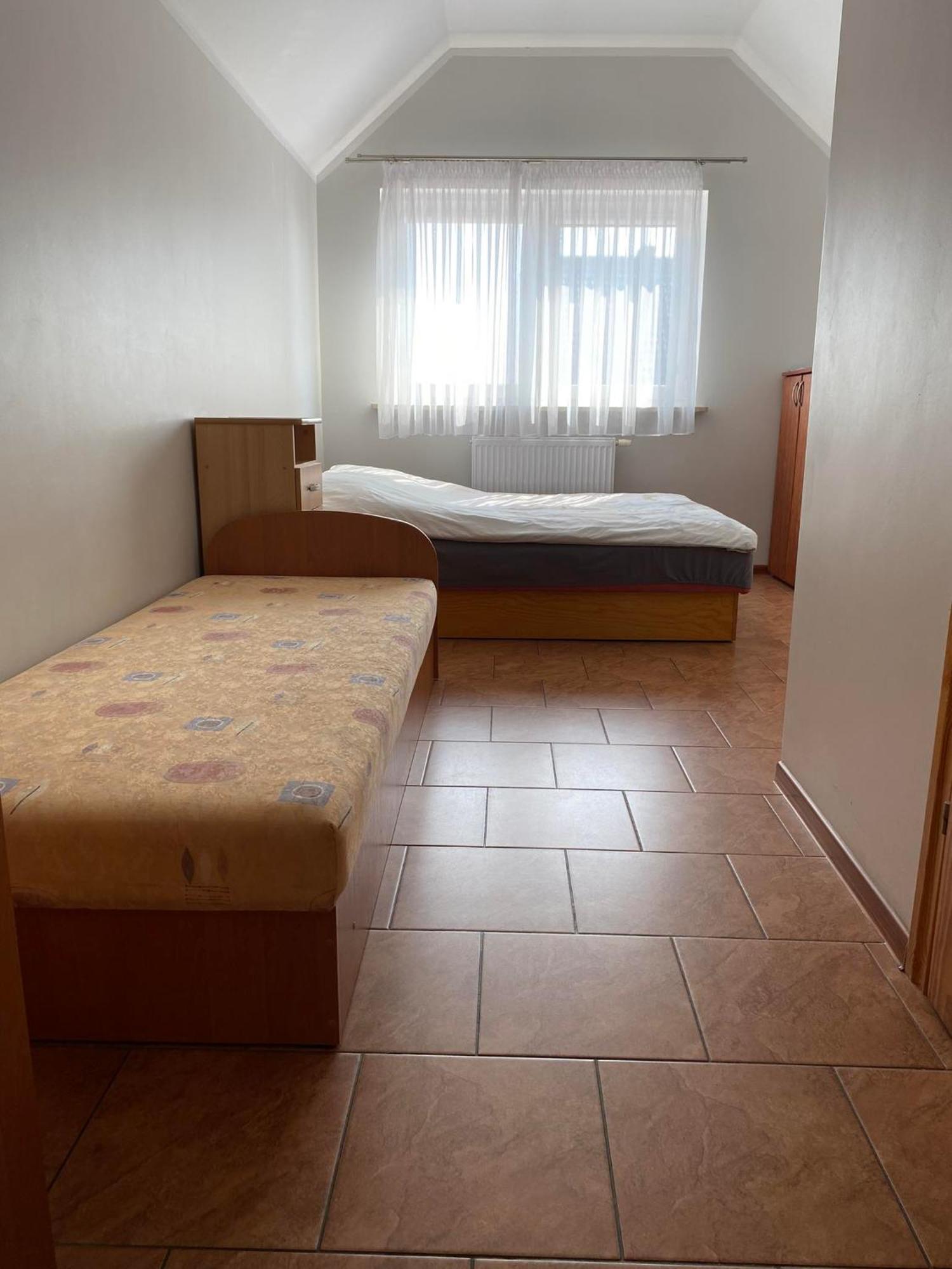 Pokoje Goscinne R10 Rewa Buitenkant foto